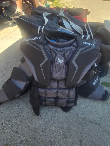 Senior small Bauer GSX Goalie Chest Protector (New)