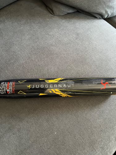 2019 DeMarini Juggernaut Bat 28 oz 34" (Used)