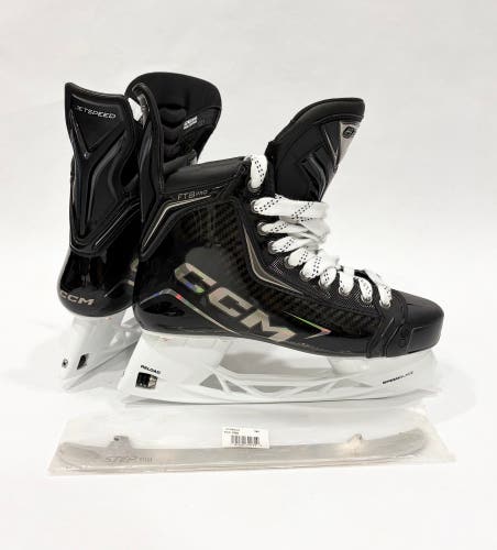 New CCM Jetspeed FT8 Pro (Pro Stock) Skates - Size 8 (+ extra CCM XS holders)