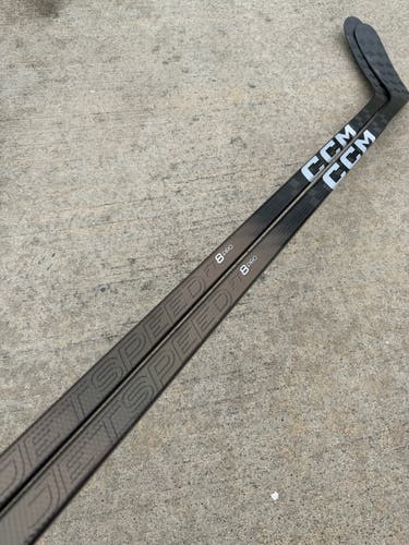 2 Pack CCM JETSPEED FT8 PRO Pro Stock Hockey Stick Grip P28M 80 Flex Left 2983