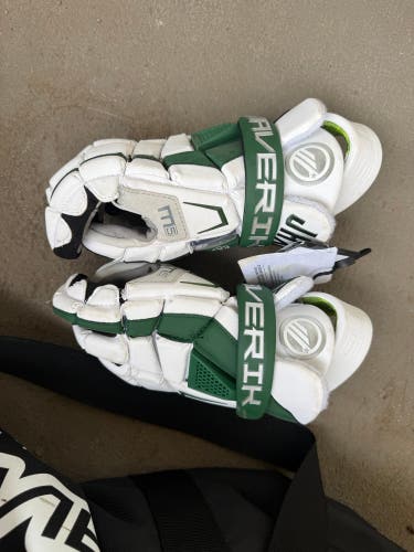 Maverik M5 Lacrosse Gloves (New)