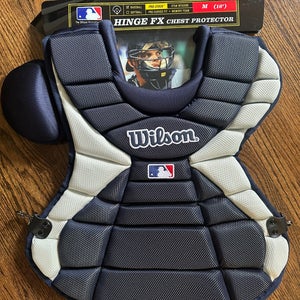 Wilson HINGE FX Catcher's Chest Protector M 16”(New)