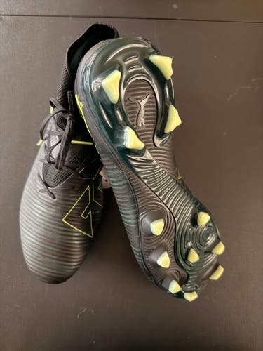 Black Men's Size M 12.0 PUMA Future 8 Soccer Cleats from the Eclipse Pack collection