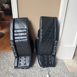 31" +1 2025 CCM EFlex 7.9 Goalie Leg Pads (Used)