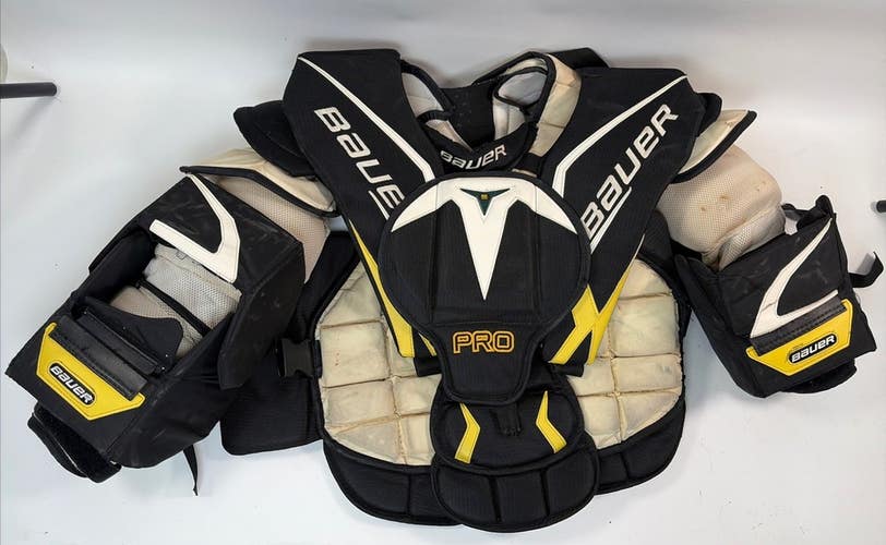Bauer Pro Ice Hockey Goalie Chest Protector, Senior Medium