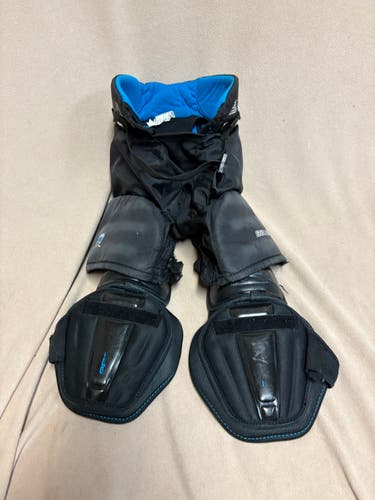 Youth Medium Bauer Prodigy all in one Hockey Pants (Used)
