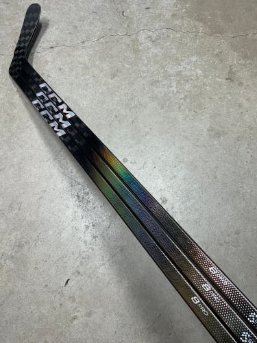 3 PACK - 95 Flex P28 Senior CCM Jetspeed FT8 Pro Right Hand Hockey Stick Pro Stock (New)