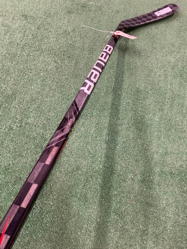 Bauer Vapor Flylite Hockey Stick Right Handed | P88 87 Flex (66")