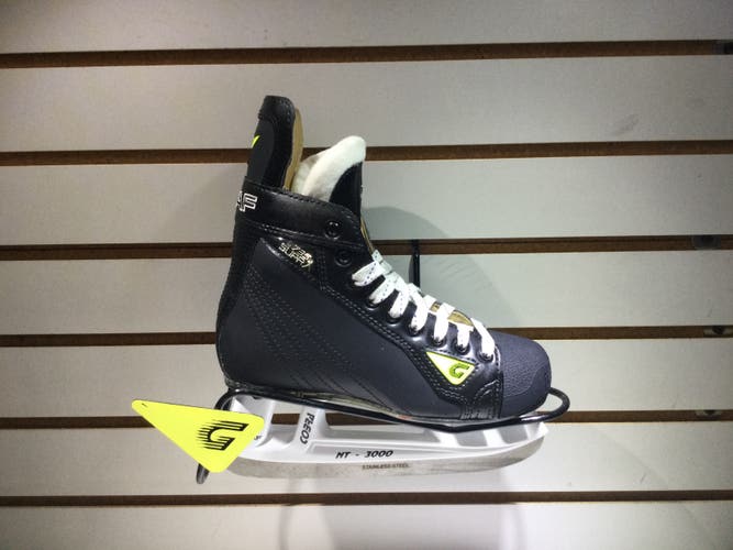 Graf Supra 735S Hockey Skates Narrow Width Size 3.5 (New)