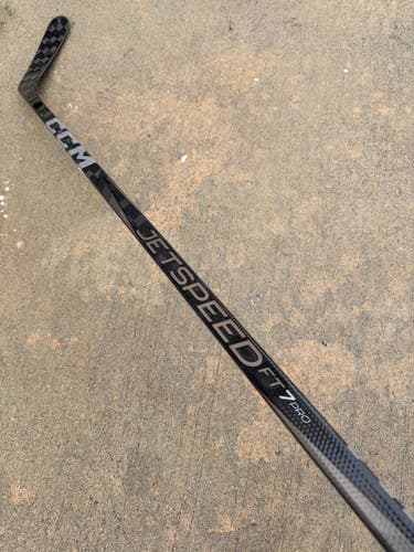 CCM JETSPEED FT7 PRO, Pro Stock Hockey Stick Grip P90T 80 Flex Right 5741