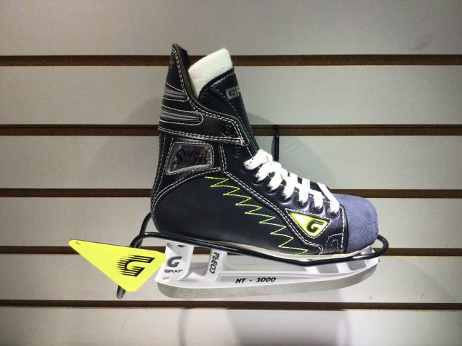 Graf Supra 735 Hockey Skates Regular Width Size 1.5 (New)