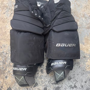 Senior Small Bauer GSX Hockey Goalie Pants with bauer pro knee pads (Used)