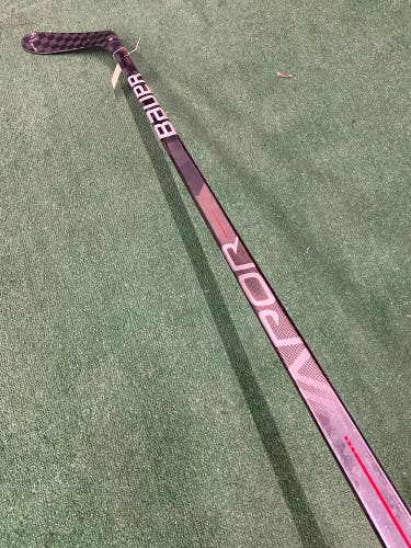 Cut | Bauer Vapor Hyperlite Hockey Stick Left Hand | P28 84 Flex (62")