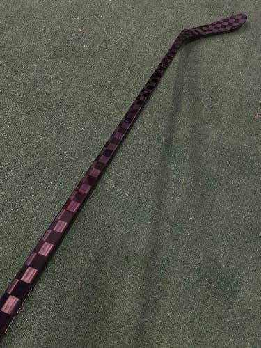ProBlackout Hockey Stick Right Handed 2pack | P28 87 Flex (66")