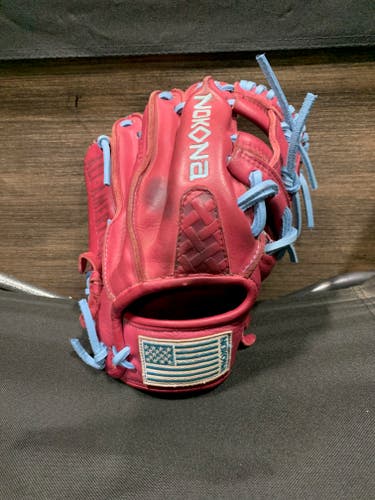 Nokona RH Baseball Glove 11.5" (Used)