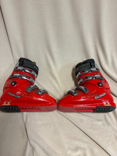 Mondo 25 & 25.5 Unisex Salomon All Mountain Equipe Ski Boots (Used)