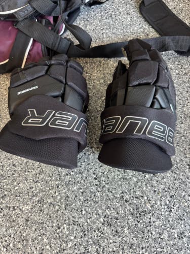 Bauer Supreme M3 Gloves 14" (Used)