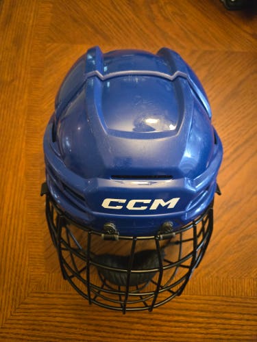Small CCM Tacks 720 Helmet (Used)