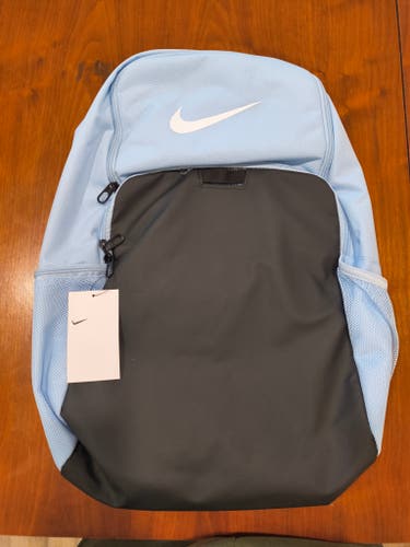 Blue Large/Extra Large Nike Backpack (New)