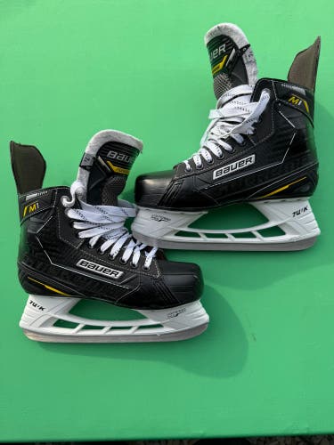 Bauer Supreme M1 Hockey Skates | Size 7.5D
