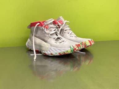Used Adidas Senior 7 Basketball Shoes 11686-s000021955