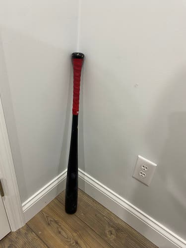 2022 Mizuno MZM271 Maple BBCOR Certified Bat 28 oz 31" (Used)