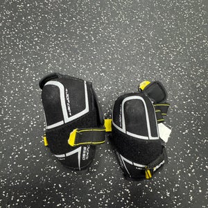 Used Ccm 9550 Tacks Youth Elbow Pads Sm 11849-s000034570