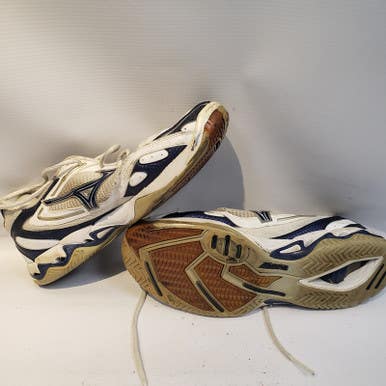 Used Mizuno Senior 10 Volleyball Shoes 11849-s000014497
