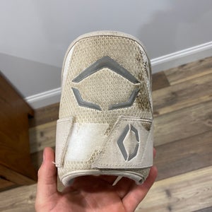White Senior EvoShield Elbow Guard Elbow Protection (Used)