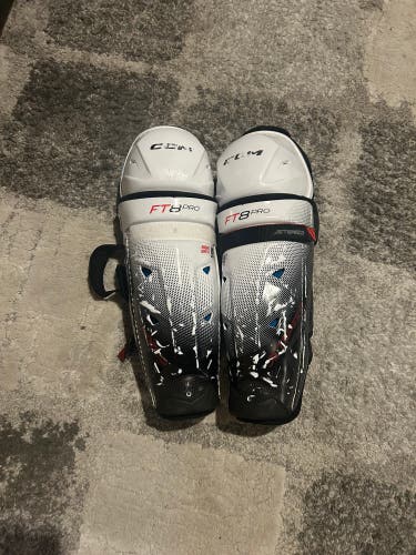 Senior CCM Jetspeed FT8 Pro 15" Shin Pads (Used)