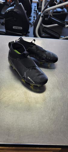 Used Nike Soccer Cleats Black Senior 5.5 11497-c000158386