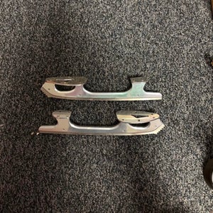 Riedell Eclipse Selene Blades