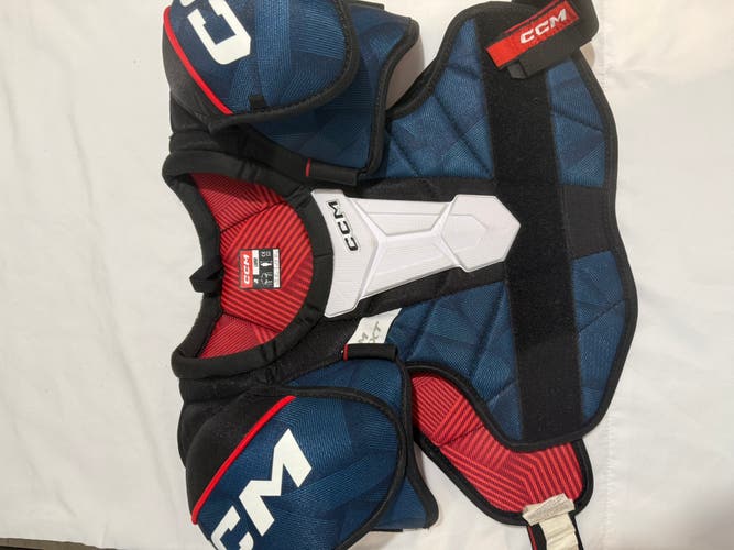 Men's Large Junior CCM Next Shoulder Pads (Used)