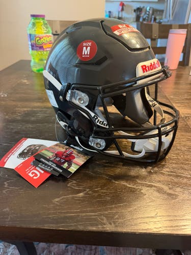 Youth Medium Riddell SpeedFlex Helmet (New)