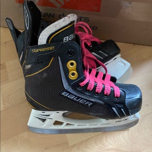 Bauer Supreme 1S Hockey Skates Size 1 (Used)