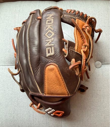 2023 Nokona Alpha RH Infield Baseball Glove 11.25" (Used)