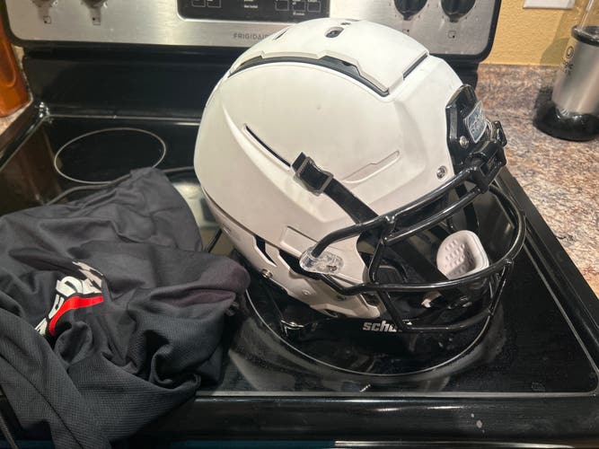 Schutt Helmet