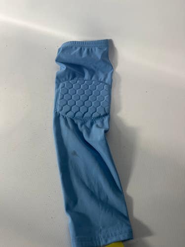 Used Battle Sports Football Accessories 11834-s000015198