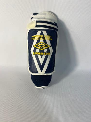 Used Umbro Umbro Soccer Shin Guards Md Soccer Shin Guards 11834-s000011828