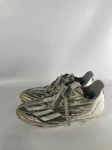 Used Adidas Senior 10.5 Football Cleats 11834-s000024247