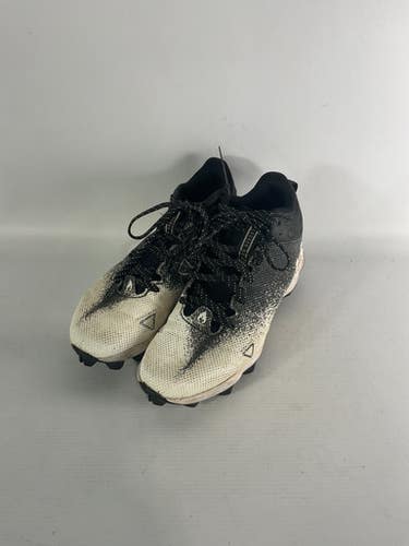 Used Under Armour Jr Fb Cleats Black Junior 05.5 11834-s000031494