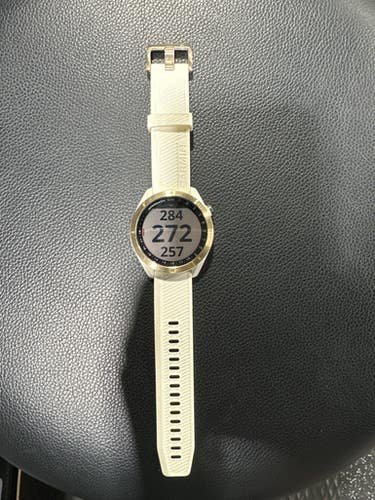 Used Garmin S40 Approach Range Finder Watch 11834-s000024386