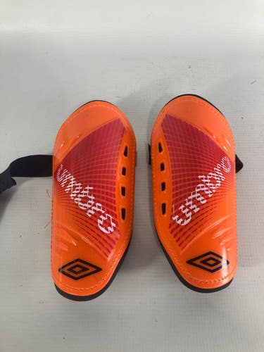 Used Umbro Md Soccer Shin Guards 11834-s000025825