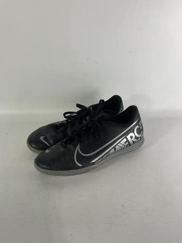 Used Nike Soccer Indoor Shoes Black Senior 6.5 11834-s000030942