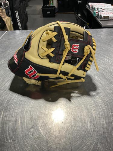 New A900 Pf 11.5in Blonde Black Red 11834-wilwbw102570115