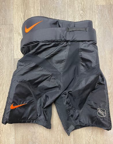 Pro Stock MIC Nike Hockey Pants Sr Medium Philadelphia Flyers Made in Canada (Used)