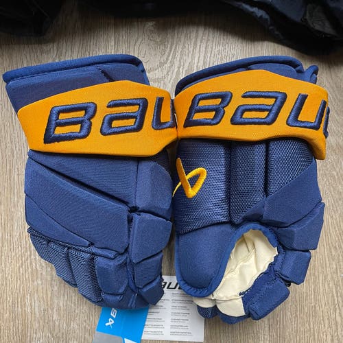 NWT Pro Stock Bauer Vapor Hyperlite Gloves 13" Buffalo Sabres (New)