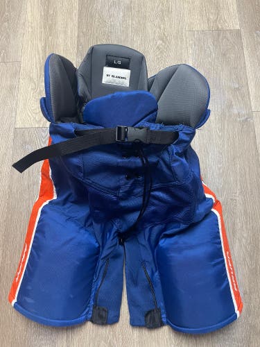 Pro Stock Bauer Nexus Pro Lite Hockey Pants New York Islanders Sr Large (Used)