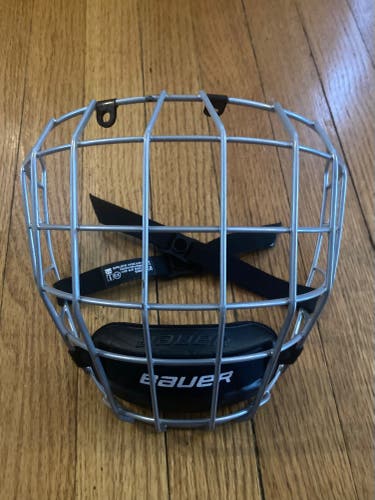 Large Bauer Profile II Facemask Full Cage (Used)