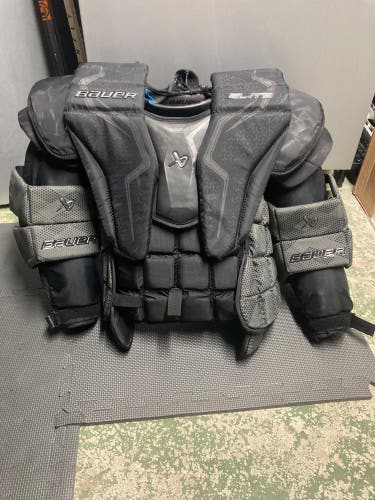 Large Bauer Elite Goalie Chest Protector (Used)